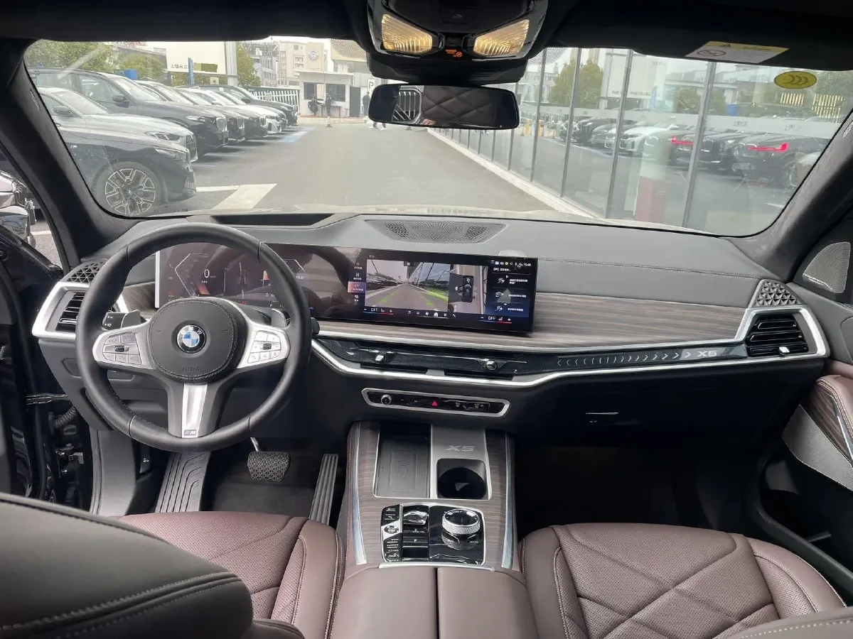 2025 BMW X5 3.0T 381HP L6 8AT,autocango,china used car exporter,china ev exporter,chinese used car exporter,chinese used ev exporter