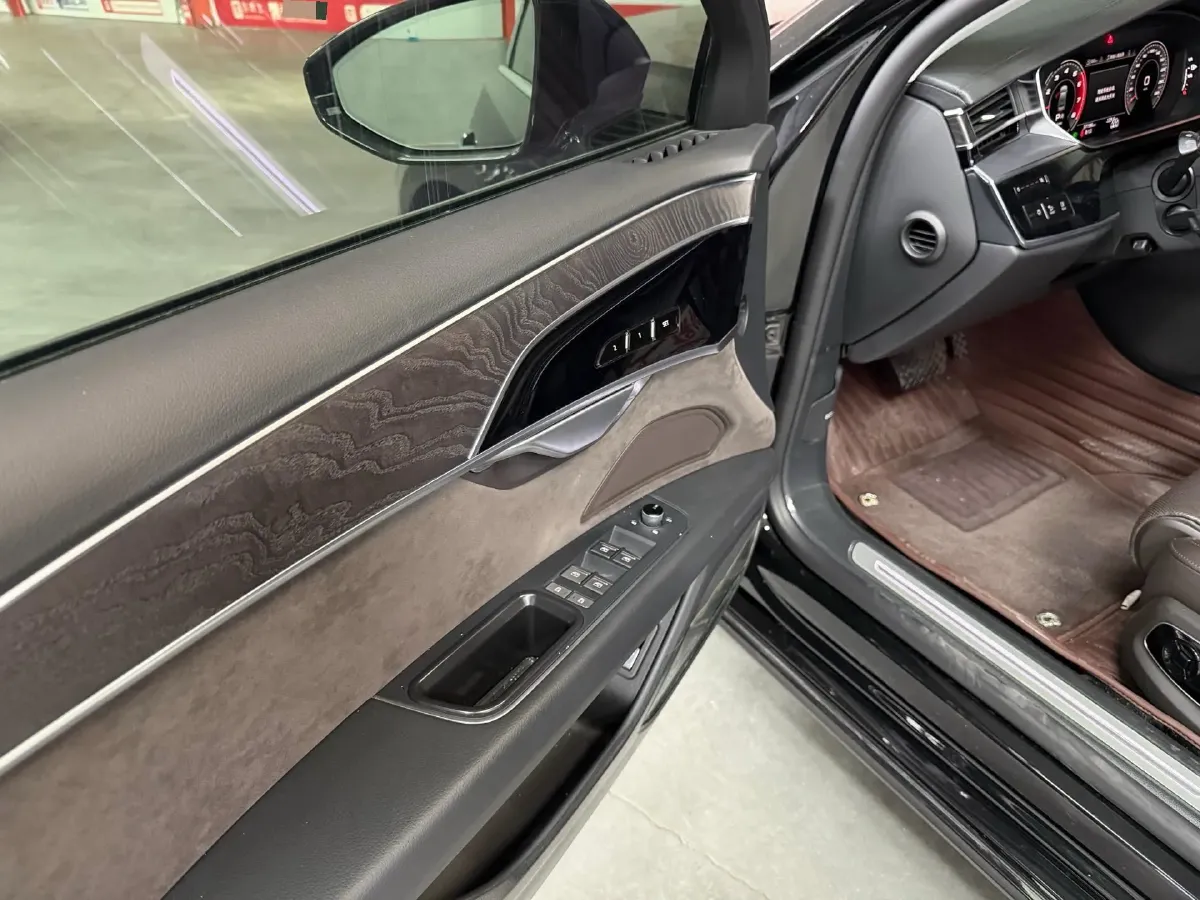 2021 Audi A8 3.0T 286HP V6 8AT,autocango,china used car exporter,china ev exporter,chinese used car exporter,chinese used ev exporter