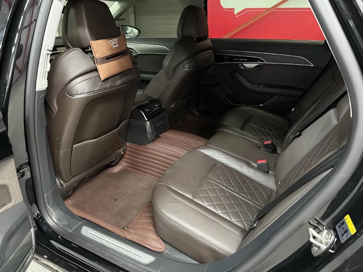 2021 Audi A8 3.0T 286HP V6 8AT,autocango,china used car exporter,china ev exporter,chinese used car exporter,chinese used ev exporter