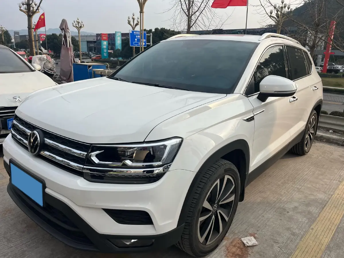 2021 Volkswagen Tharu 1.4T 150HP L4 7DCT