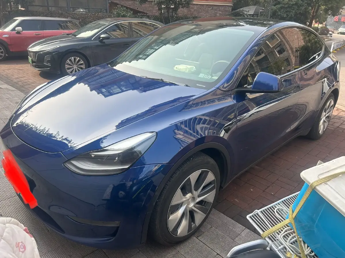 2021 Tesla Model Y BEV 60KWH