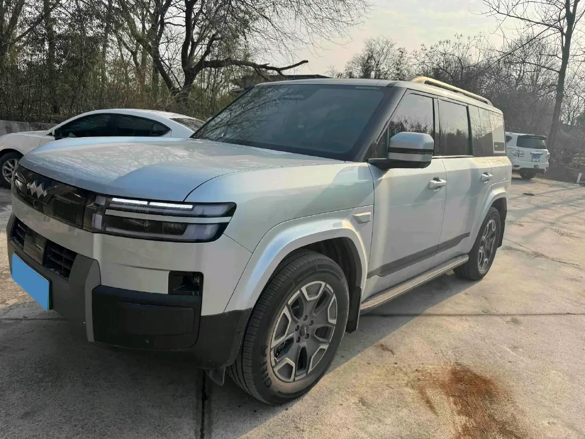 2025 FangChengBao Tai 7 1.5T 156HP L4 E-CVT PHEV
