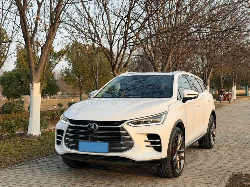 2018 BYD Tang 2.0T 205HP L4 6DCT PHEV 23.97KWH