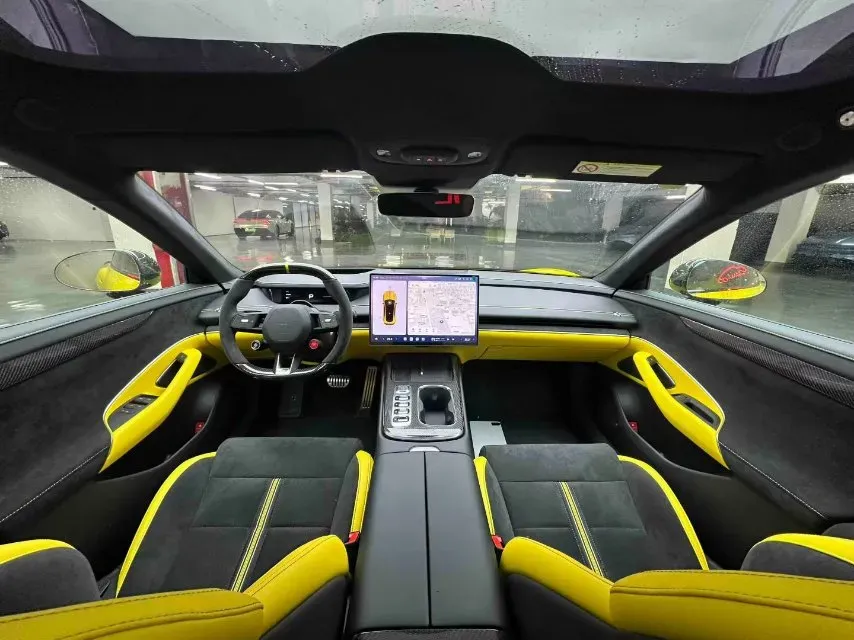 2025 MI SU7 Ultra BEV 93.7KWH,autocango,china used car exporter,china ev exporter,chinese used car exporter,chinese used ev exporter