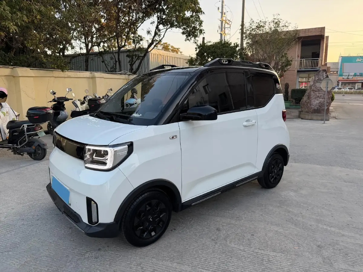 2022 WuLing HongGuang MINI EV BEV 17.3KWH