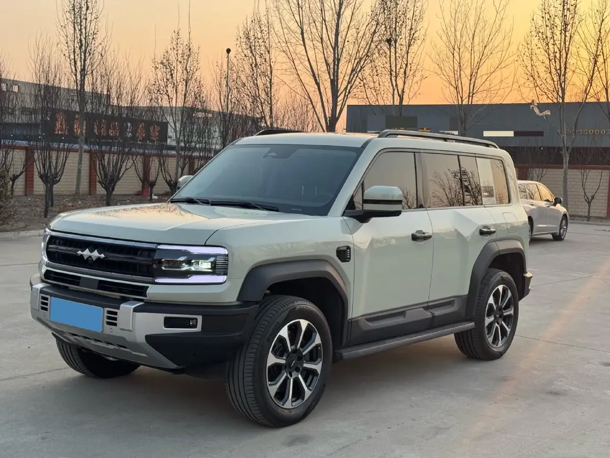 2023 FangChengBao Bao 5 1.5T 194HP L4 E-CVT PHEV 31.8KWH