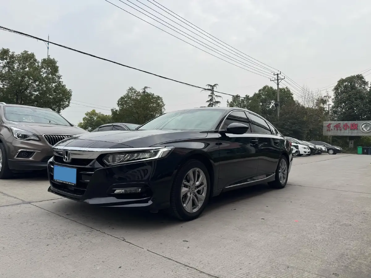 2021 Honda Accord 1.5T 194HP L4 CVT