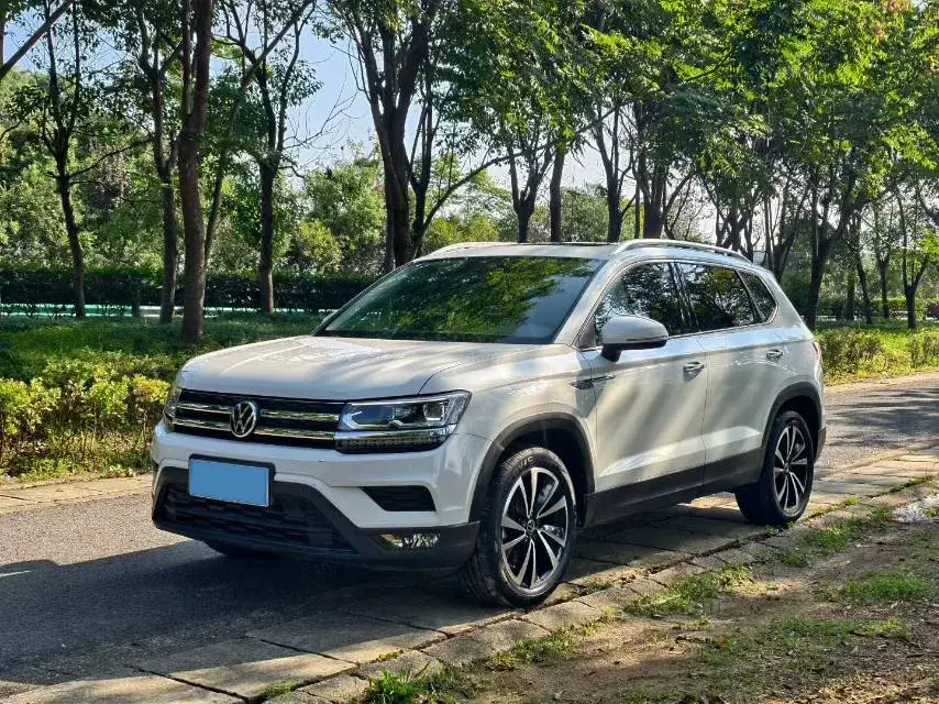 2020 Volkswagen Tharu 2.0T 186HP L4 7DCT