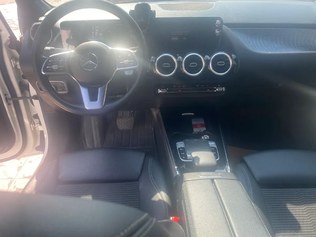 2020 Mercedes-Benz B Class 1.3T 163HP L4 7DCT,autocango,china used car exporter,china ev exporter,chinese used car exporter,chinese used ev exporter