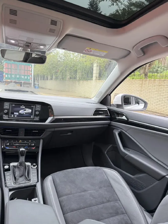 2019 Luxgen Grand 7 MPV 2.0T 188HP L4 6AT,autocango,china used car exporter,china ev exporter,chinese used car exporter,chinese used ev exporter