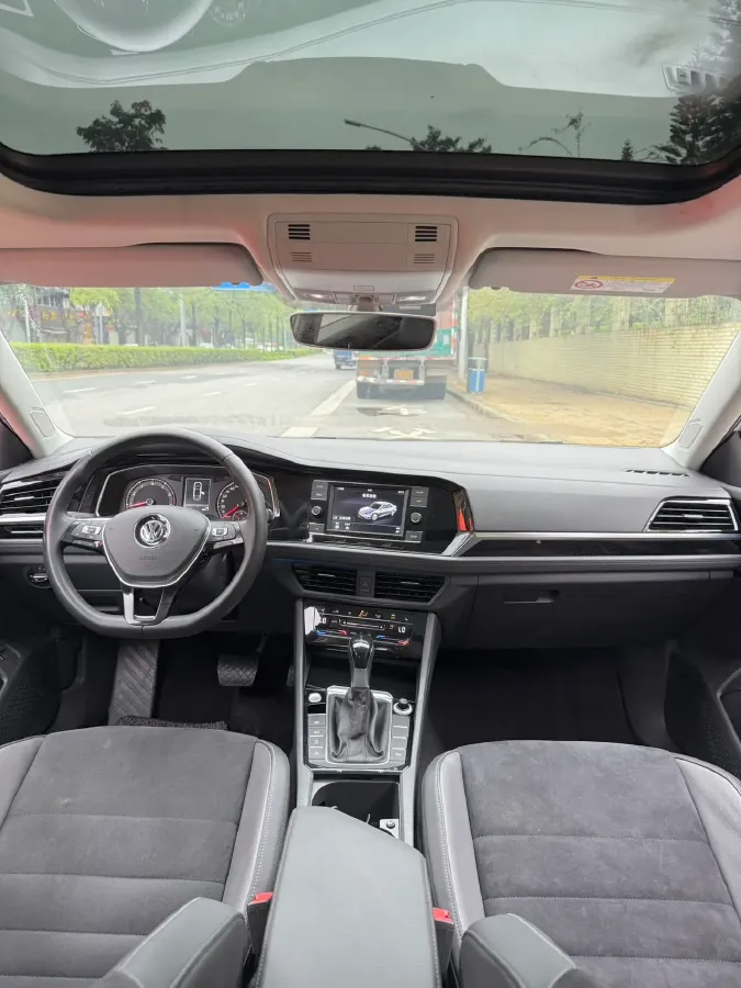 2019 Luxgen Grand 7 MPV 2.0T 188HP L4 6AT,autocango,china used car exporter,china ev exporter,chinese used car exporter,chinese used ev exporter