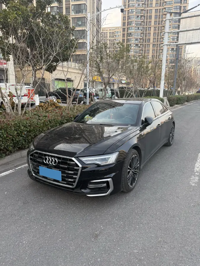 2024 Audi A6L 2.0T 245HP L4 7DCT