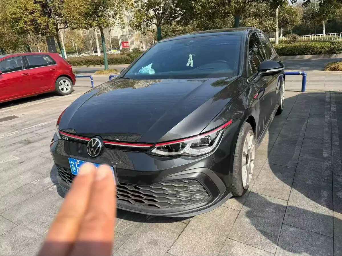 2021 Volkswagen GolfGTI 2.0T 220HP L4 7DCT