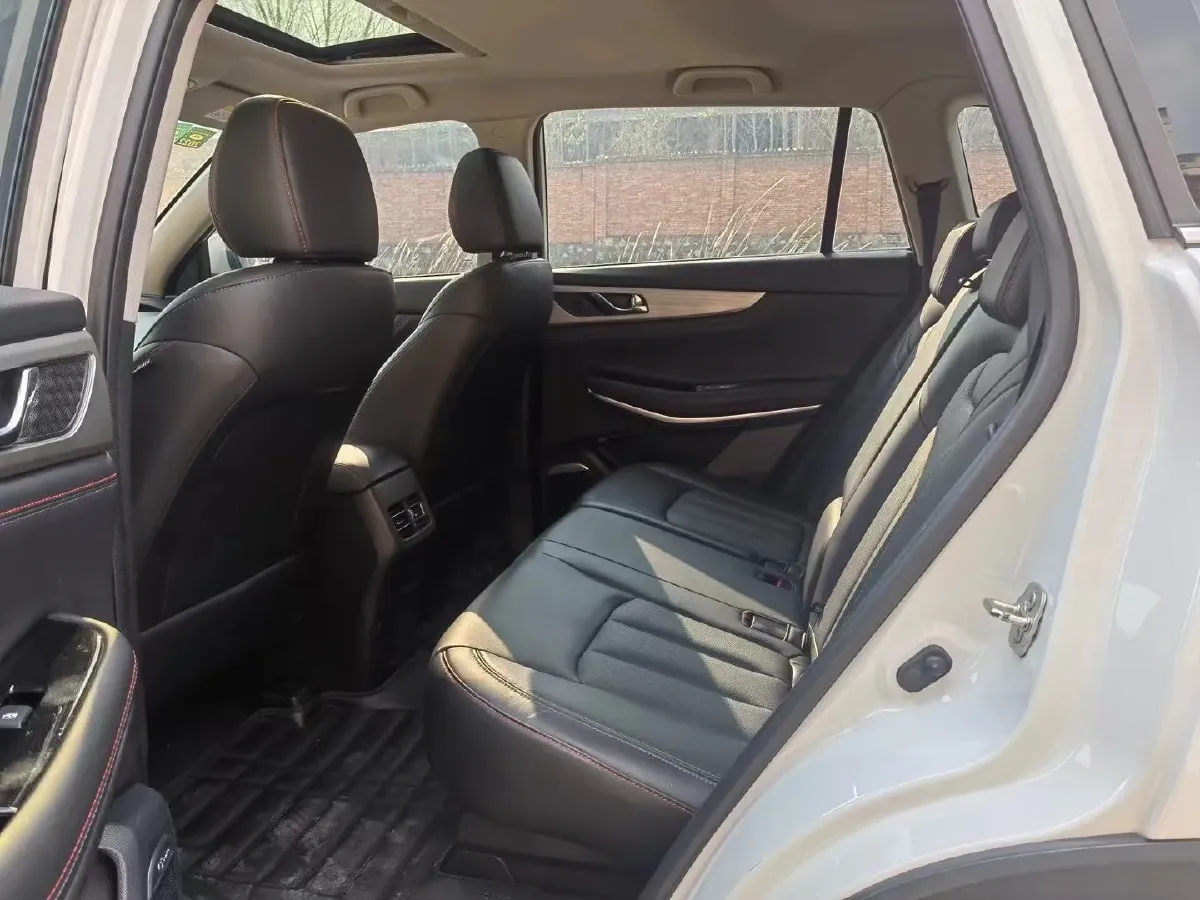 2018 BAIC Hyosow S7 1.5T 150HP L4 8AT,autocango,china used car exporter,china ev exporter,chinese used car exporter,chinese used ev exporter