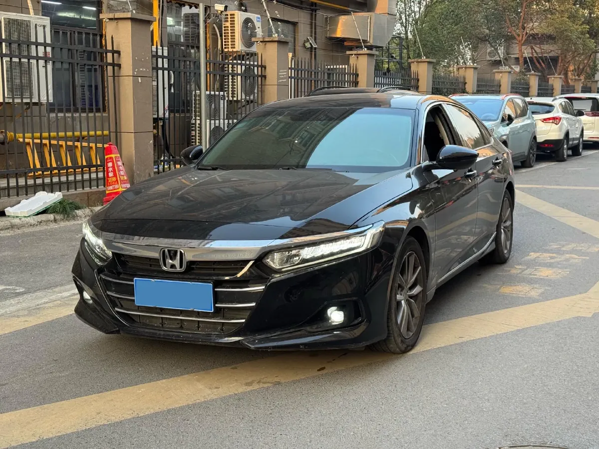 2022 Honda Accord 1.5T 194HP L4 CVT,autocango,china used car exporter,china ev exporter,chinese used car exporter,chinese used ev exporter