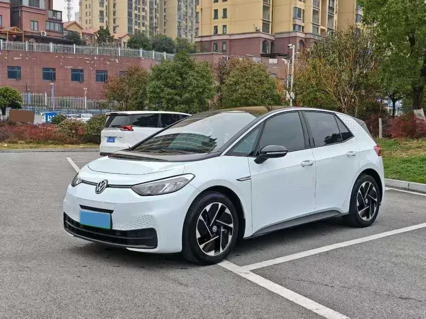 2023 Volkswagen Golf 1.4T 150HP L4 7DCT