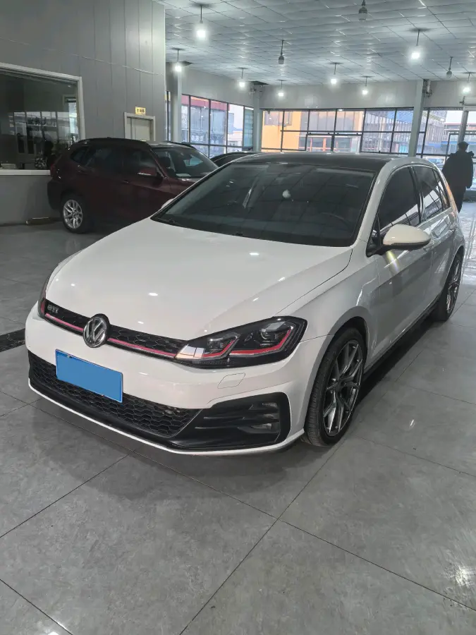 2019 Volkswagen Golf 1.4T 150HP L4 7DCT