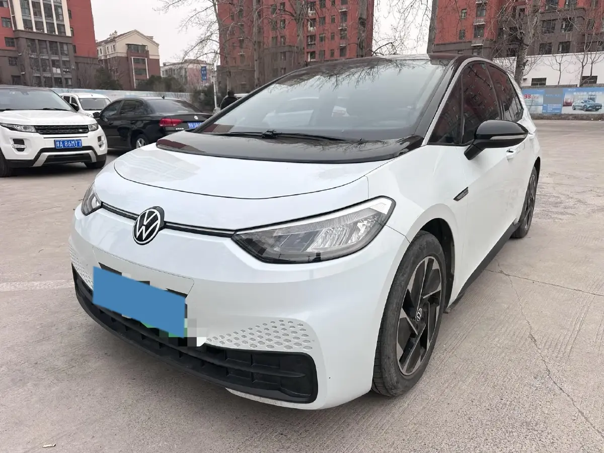 2023 Volkswagen ID.3 BEV 52.8KWH