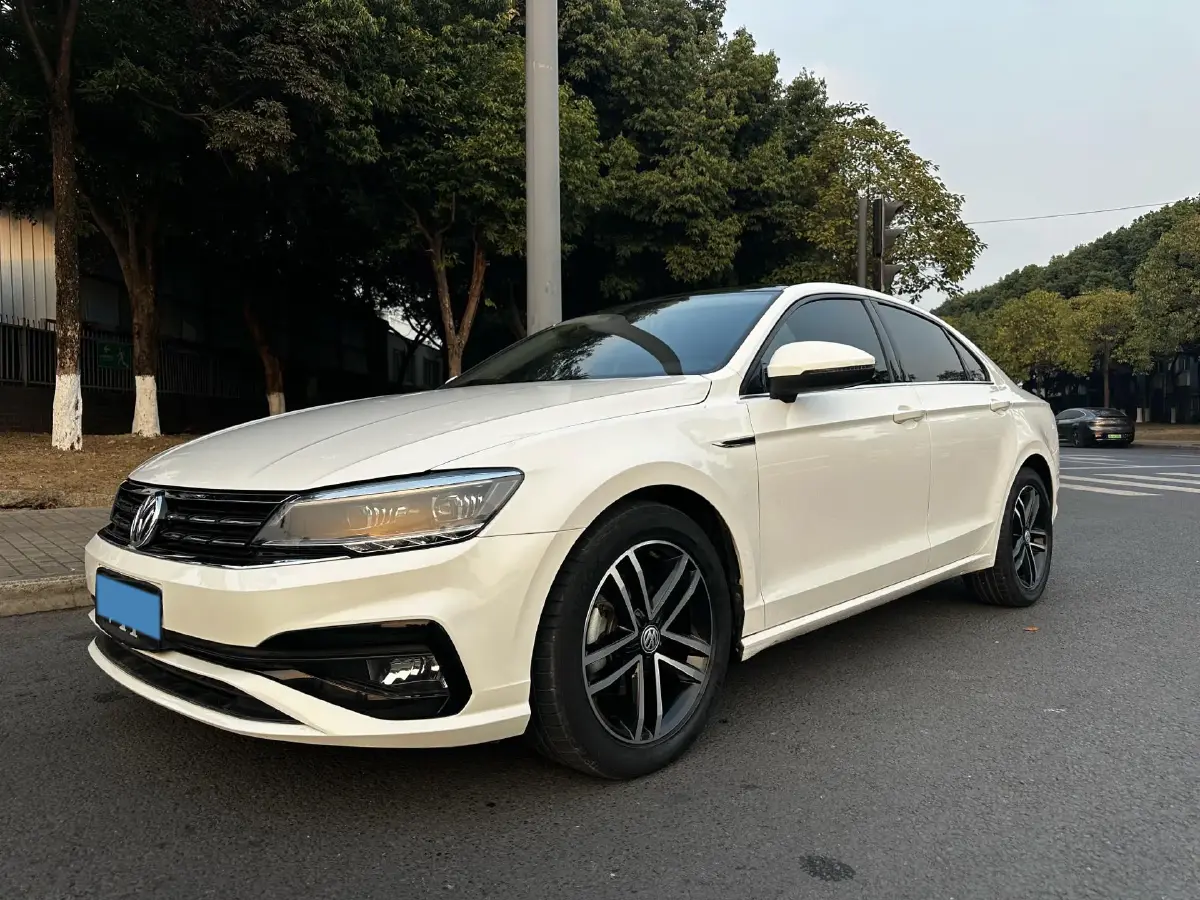 2021 Volkswagen Lamando 1.4T 150HP L4 7DCT