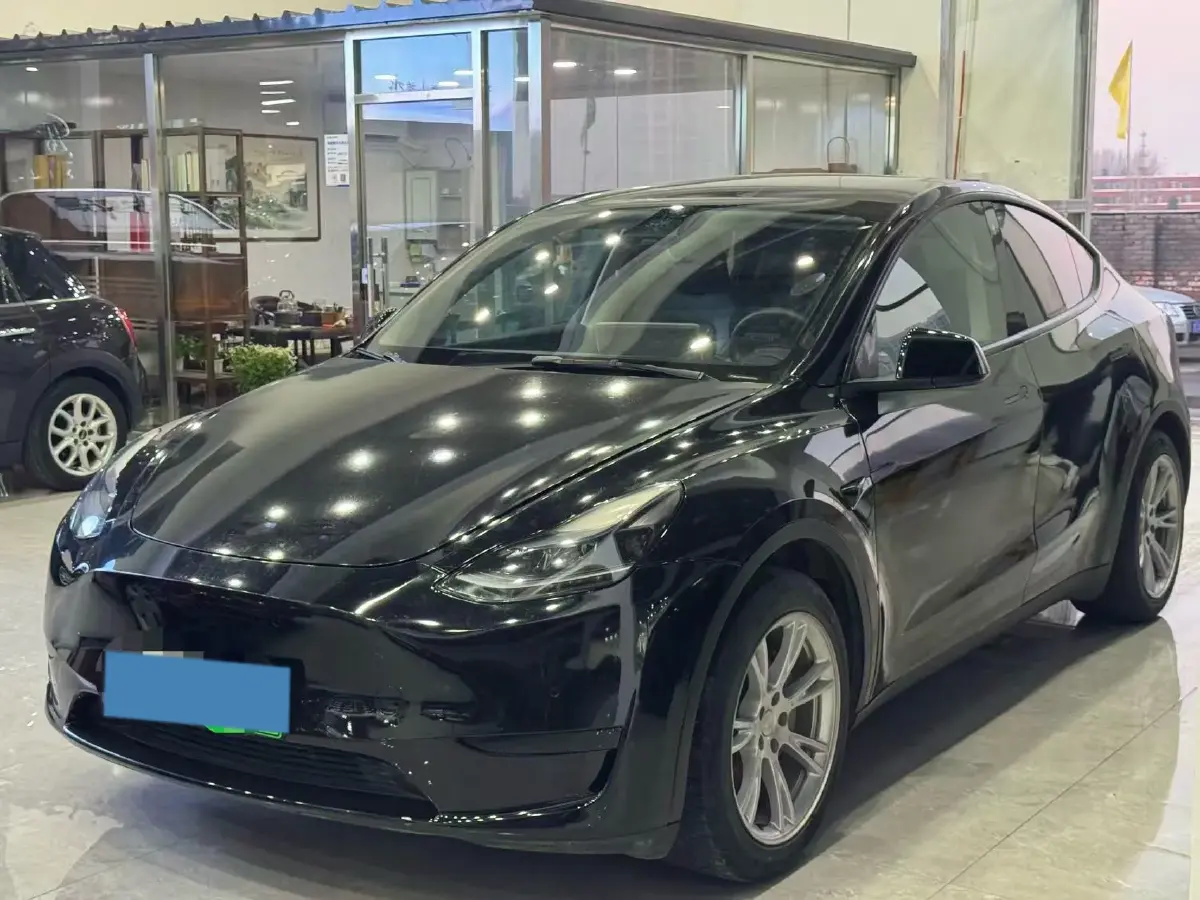 2022 Tesla Model Y BEV 60KWH