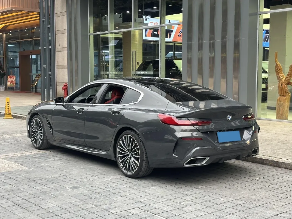 2021 BMW 8 Series 3.0T 340HP L6 8AT,autocango,china used car exporter,china ev exporter,chinese used car exporter,chinese used ev exporter