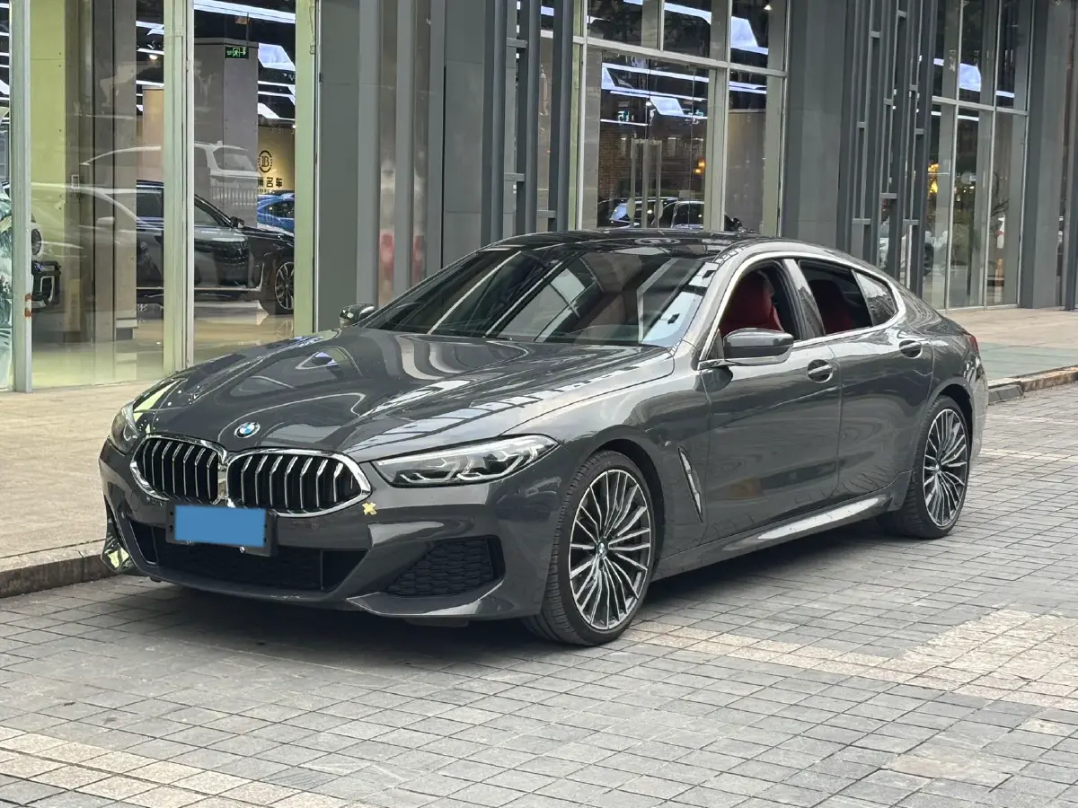 2021 BMW 8 Series 3.0T 340HP L6 8AT