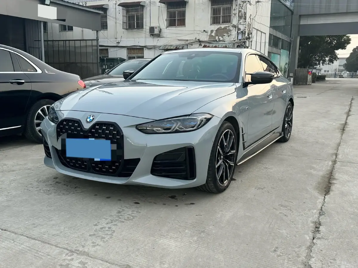 2023 BMW 4 Series 2.0T 184HP L4 8AT