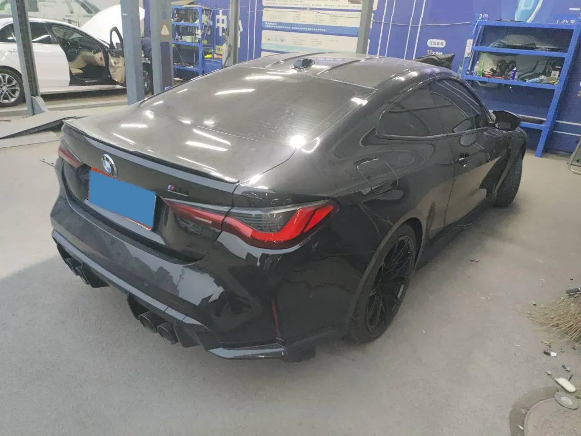 2023 BMW M4 3.0T 510HP L6 8AT,autocango,china used car exporter,china ev exporter,chinese used car exporter,chinese used ev exporter