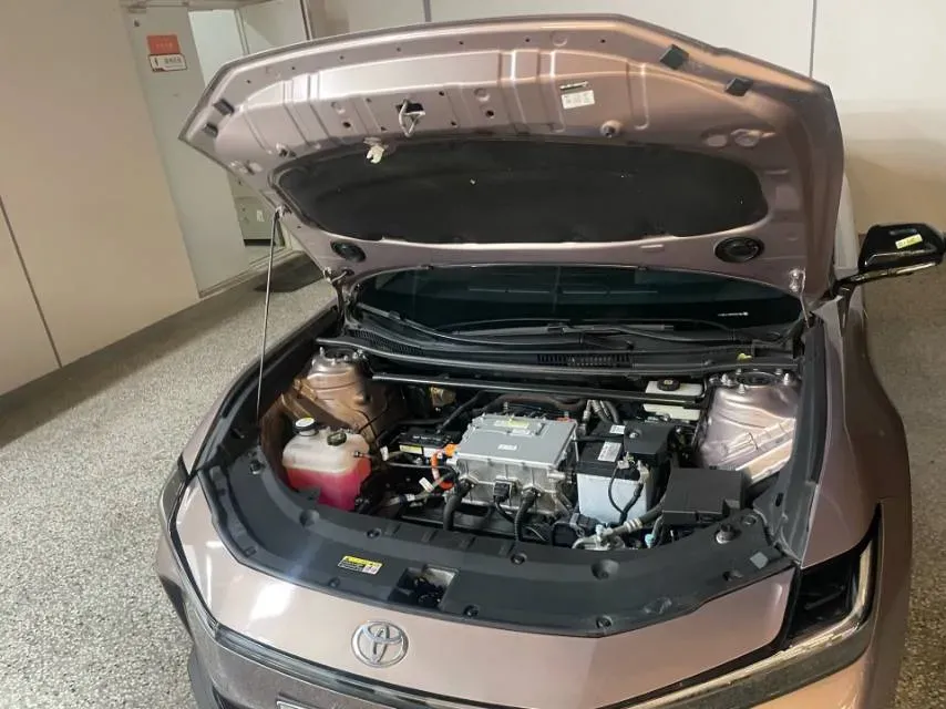 2024 Toyota bZ3 BEV 65.28KWH,autocango,china used car exporter,china ev exporter,chinese used car exporter,chinese used ev exporter