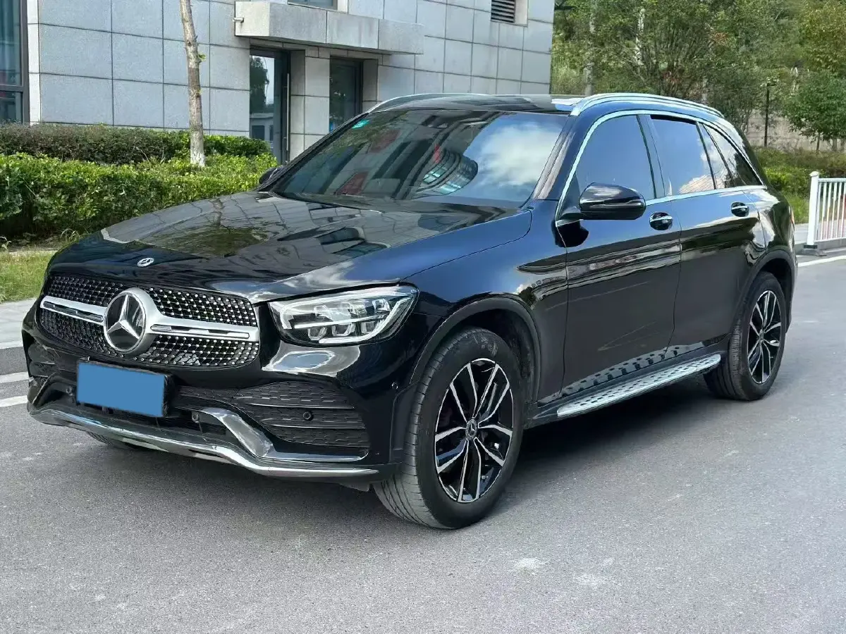 2022 Mercedes-Benz GLC Class 2.0T 258HP L4 9AT