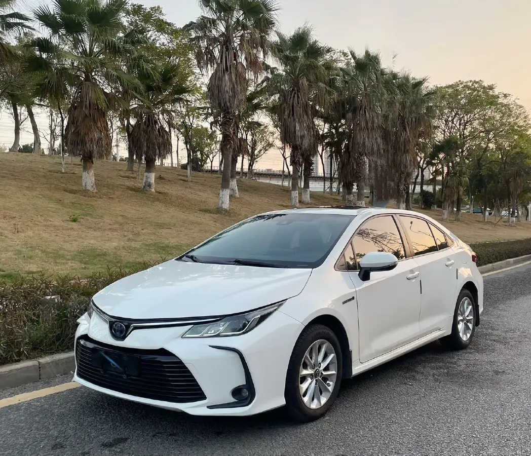 2019 Toyota Corolla 1.8L 98HP L4 E-CVT Hybrid
