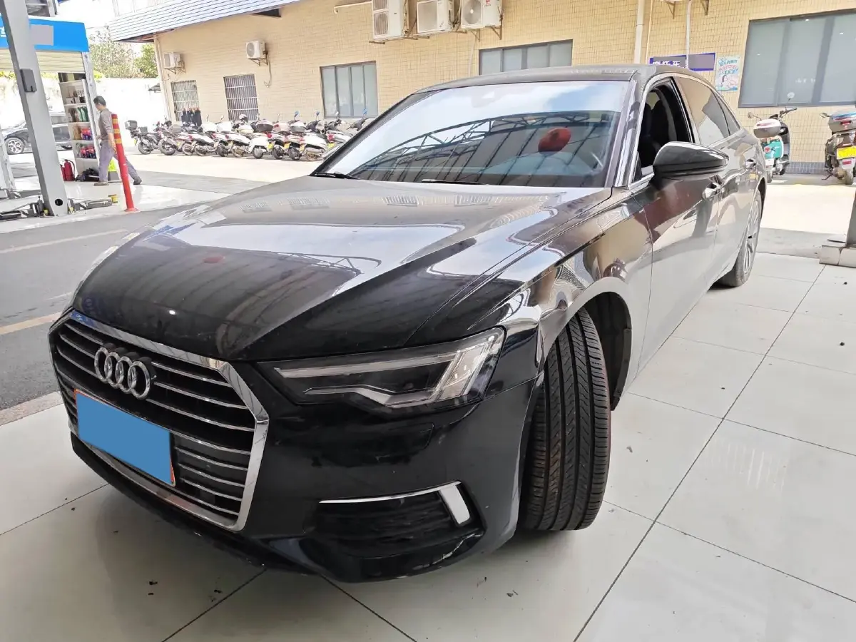 2022 Audi A6L 2.0T 224HP L4 7DCT
