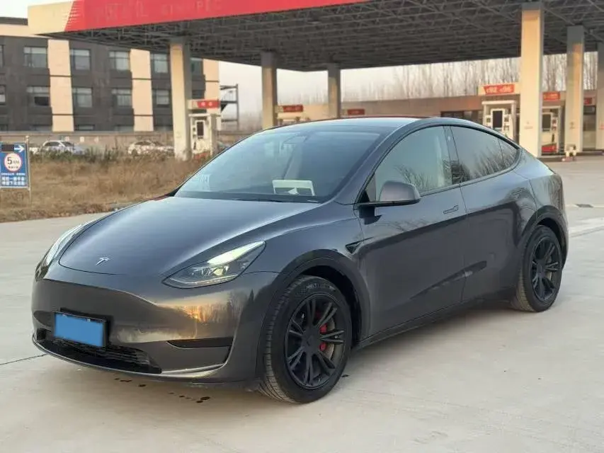 2022 Tesla Model Y BEV 60KWH