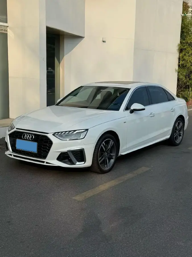 2020 Audi A4L 2.0T 190HP L4 7DCT