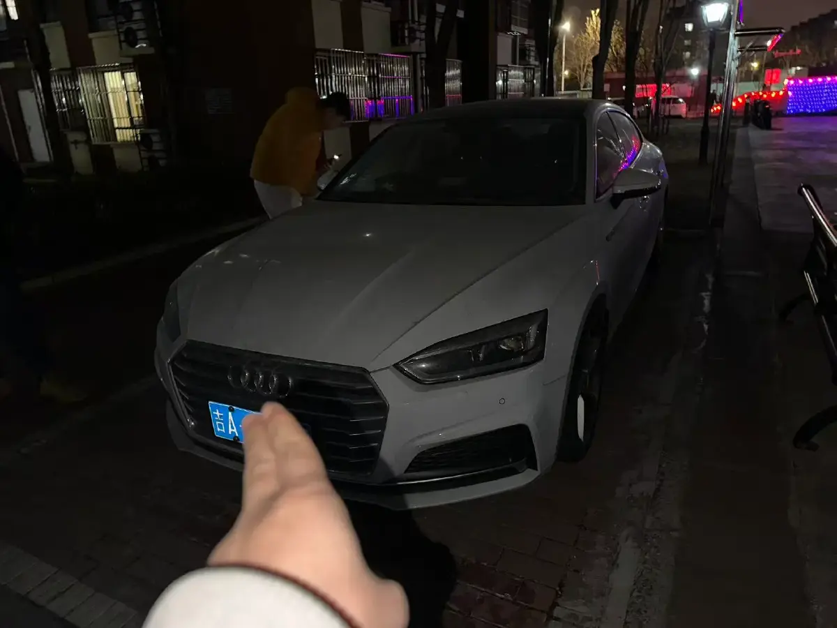 2019 Alfa Romeo Giulia 2.0T 280HP L4 8AT