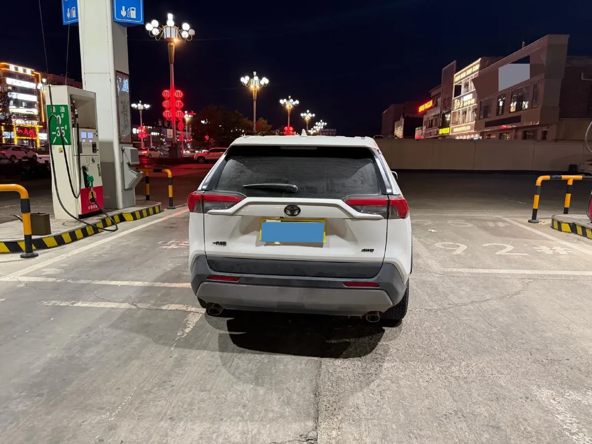 2020 Toyota RAV4 2.0L 171HP L4 CVT,autocango,china used car exporter,china ev exporter,chinese used car exporter,chinese used ev exporter