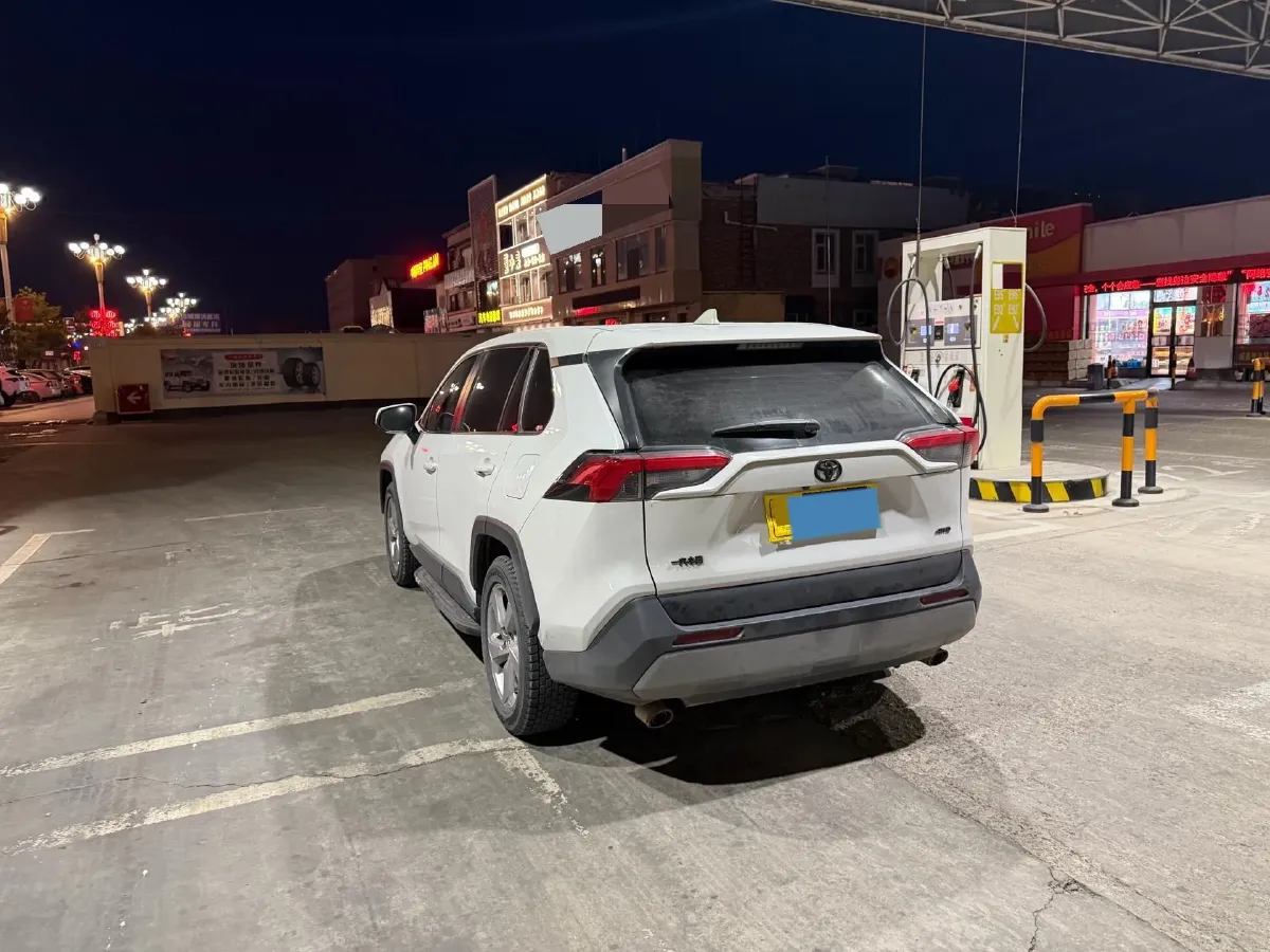 2020 Toyota RAV4 2.0L 171HP L4 CVT,autocango,china used car exporter,china ev exporter,chinese used car exporter,chinese used ev exporter