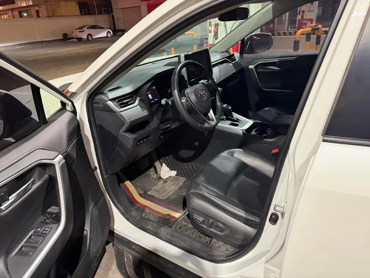 2020 Toyota RAV4 2.0L 171HP L4 CVT,autocango,china used car exporter,china ev exporter,chinese used car exporter,chinese used ev exporter