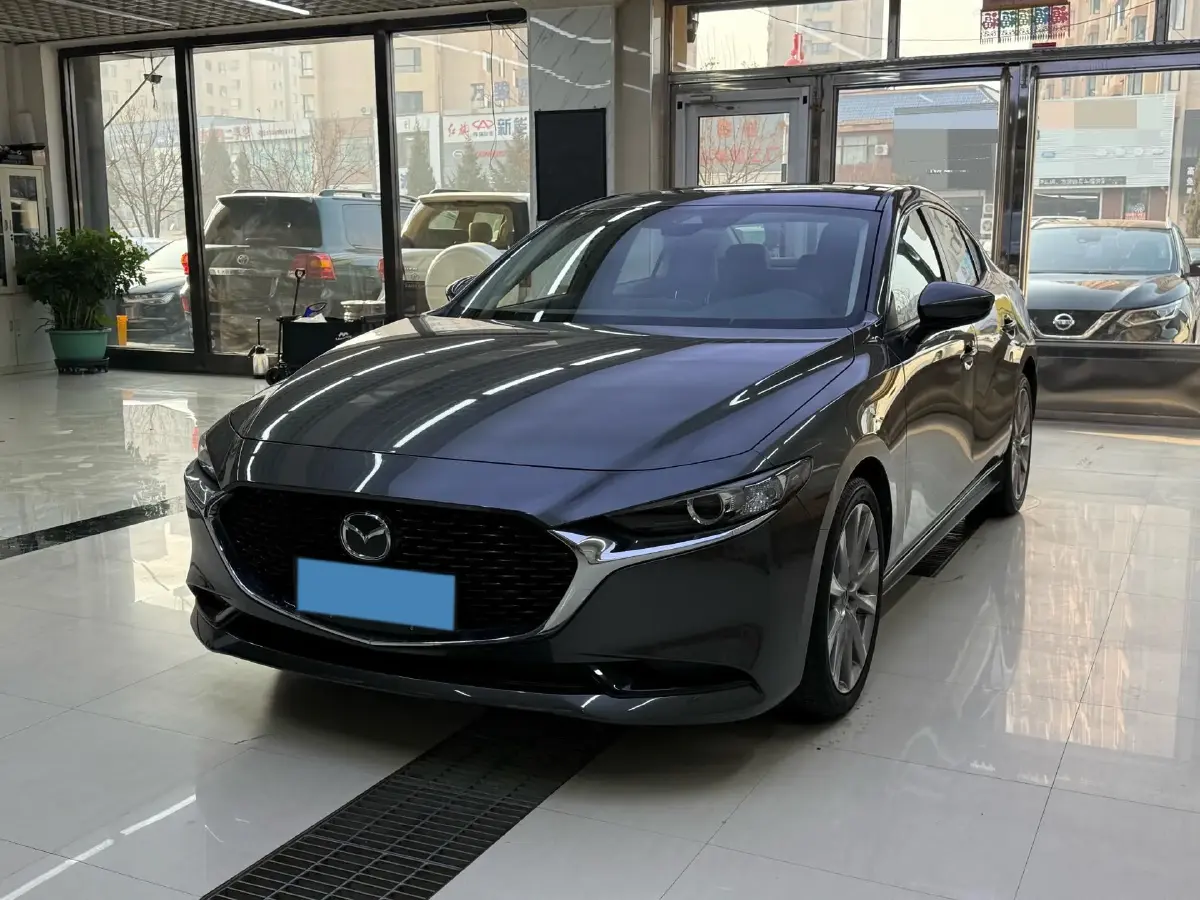 2022 Mazda 3 Axela 2.0L 158HP L4 6AT