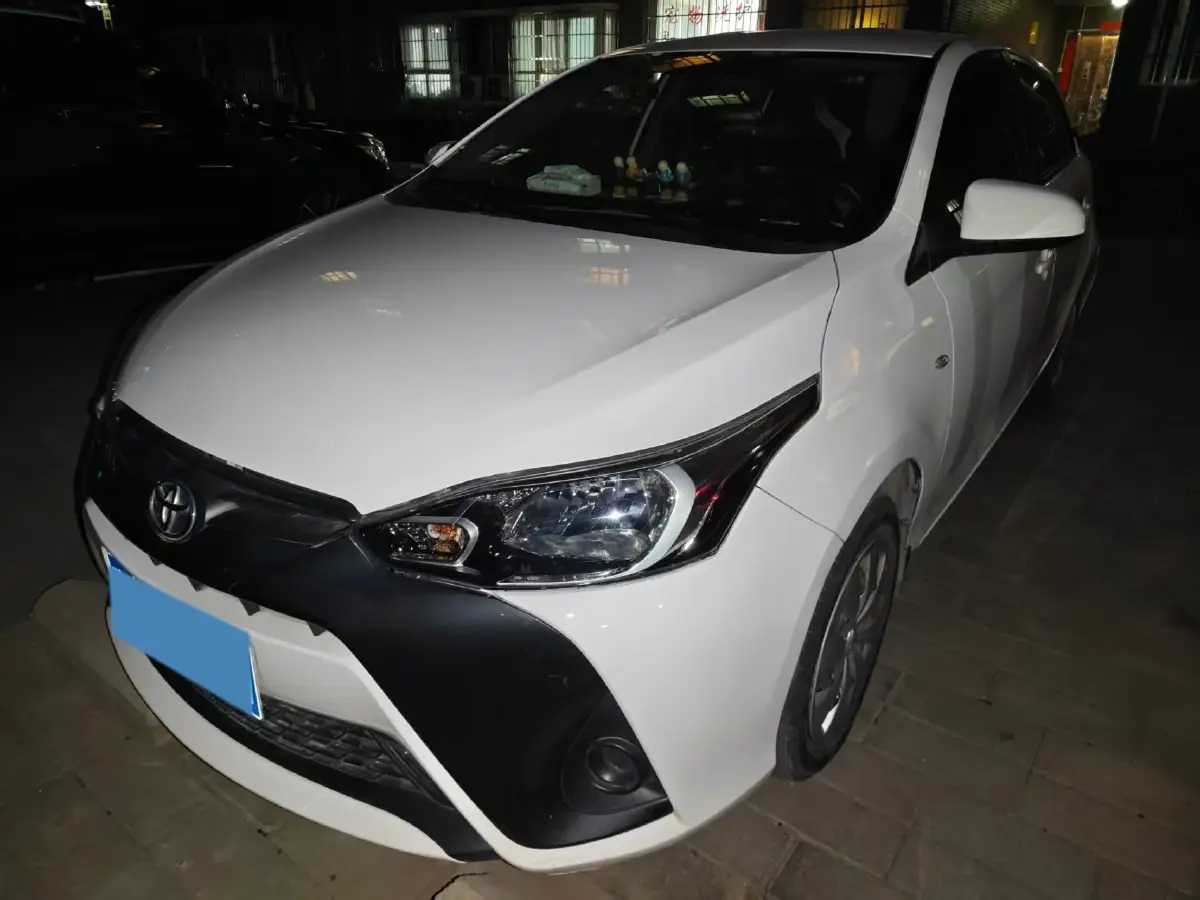 2019 Toyota Yaris L 1.5L 110HP L4 CVT