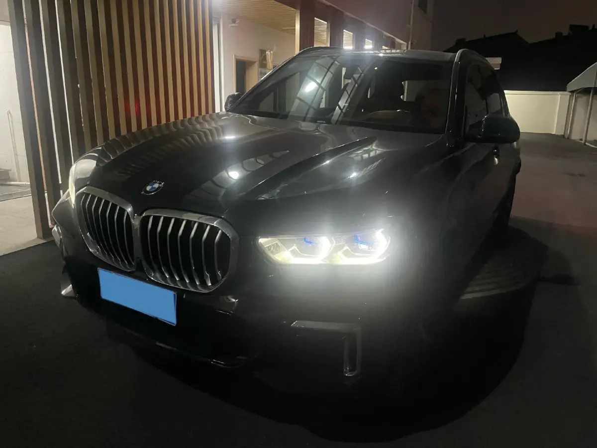 2022 BMW X5 3.0T 333HP L6 8AT