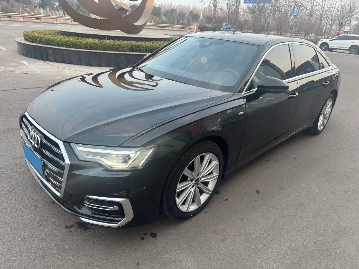 2024 Audi A6L 2.0T 245HP L4 7DCT