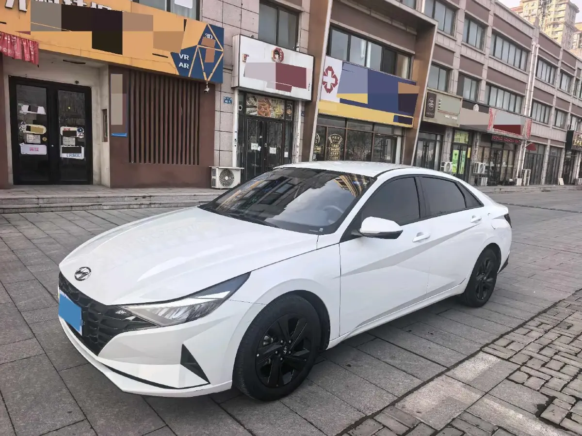 2023 Hyundai Elantra 1.5L 115HP L4 CVT