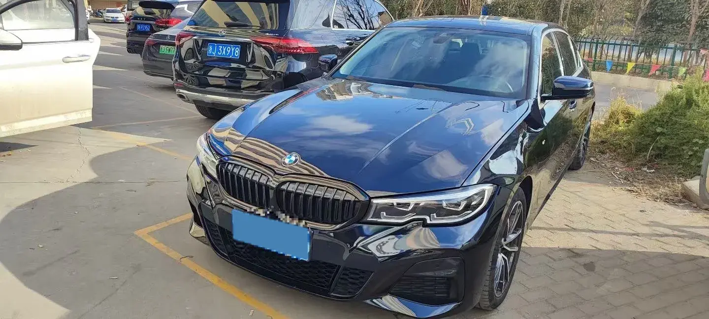 2021 BMW 3 Series 2.0T 184HP L4 8AT