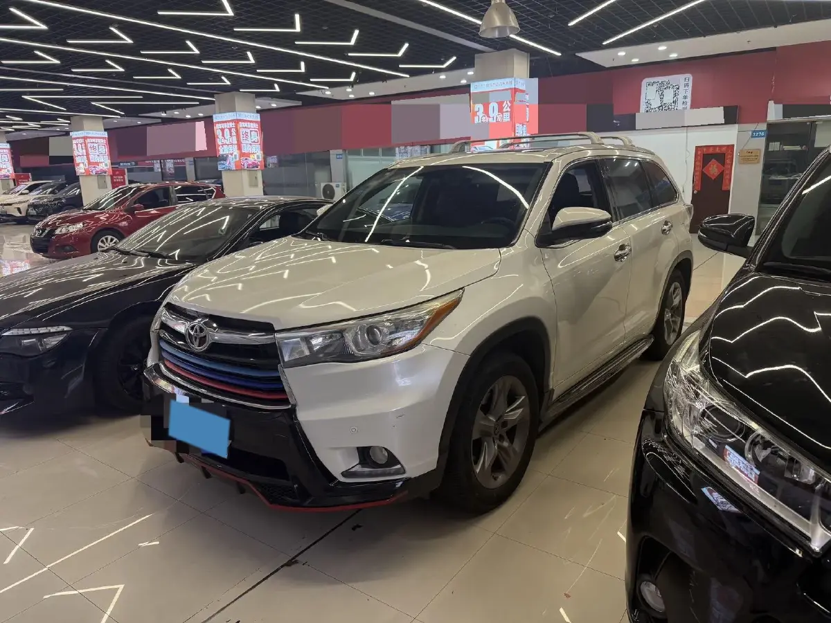 2017 Toyota Highlander 2.0T 220HP L4 6AT