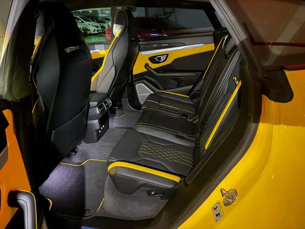 2023 Lamborghini Urus 4.0T 641HP V8 8AT,autocango,china used car exporter,china ev exporter,chinese used car exporter,chinese used ev exporter