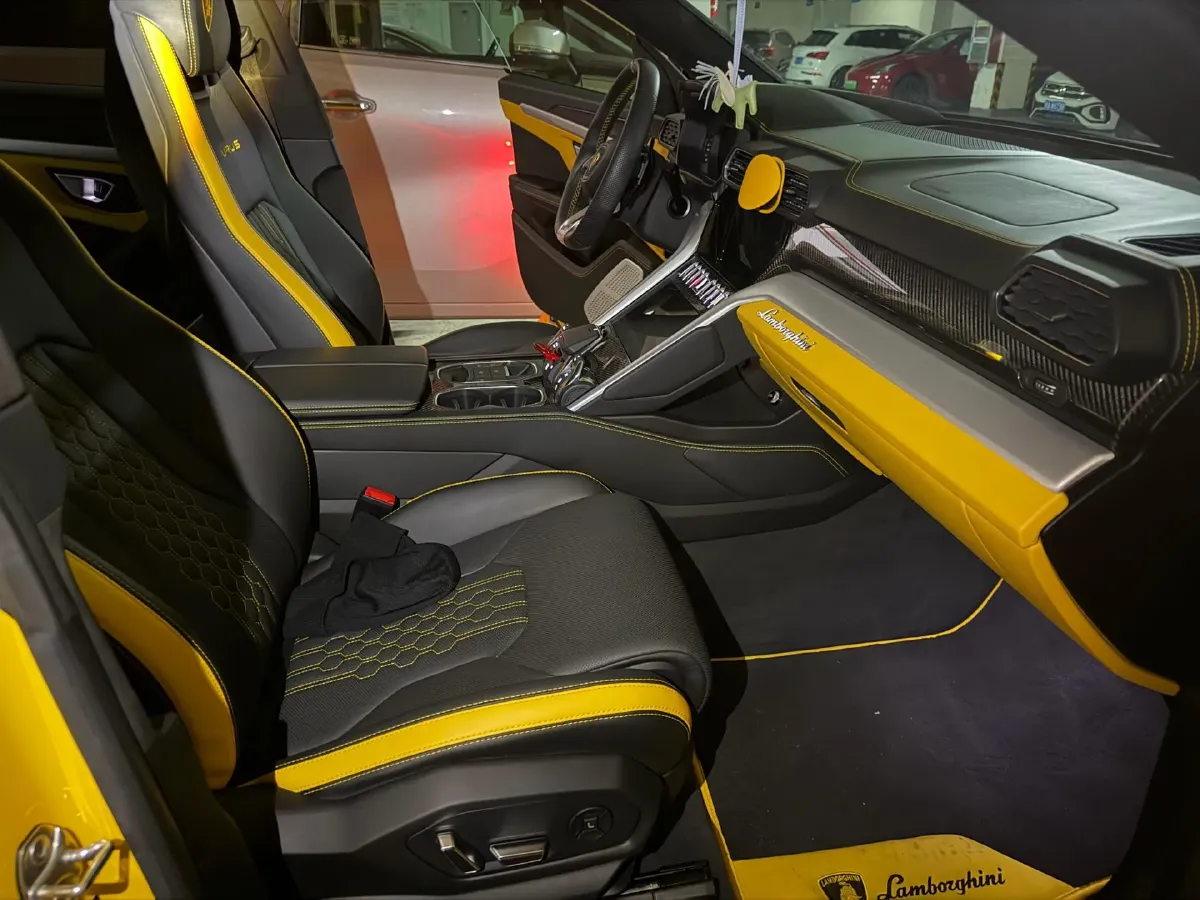 2023 Lamborghini Urus 4.0T 641HP V8 8AT,autocango,china used car exporter,china ev exporter,chinese used car exporter,chinese used ev exporter