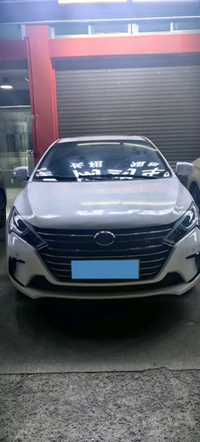 2018 BYD e5 BEV 60.48KWH,autocango,china used car exporter,china ev exporter,chinese used car exporter,chinese used ev exporter