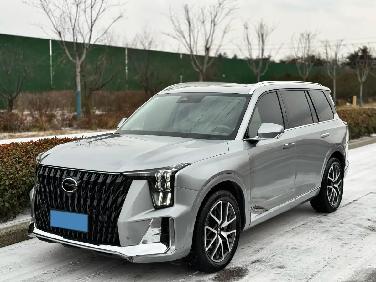 2022 GAC Trumpchi GS8 2.0T 190HP L4 E-CVT Hybrid