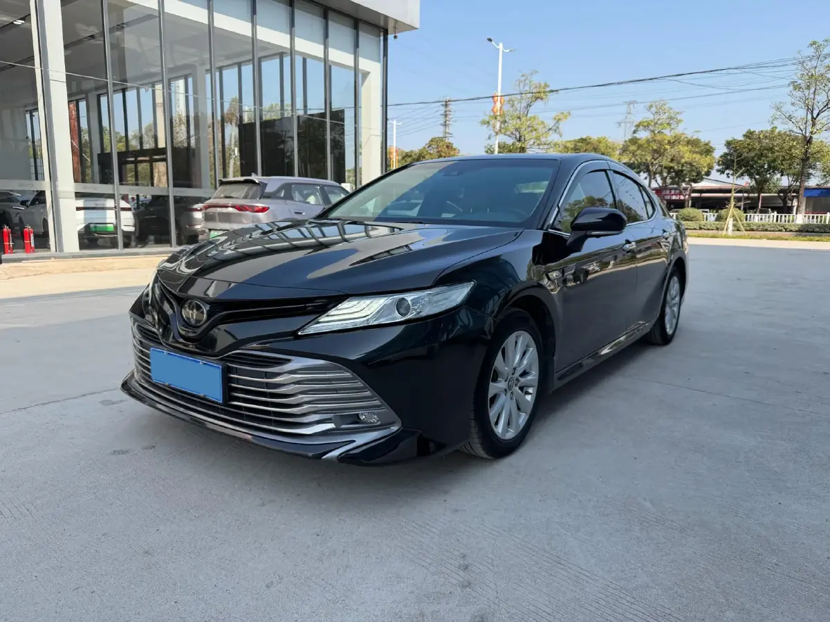 2018 Toyota Camry 2.0L 169HP L4 6AT